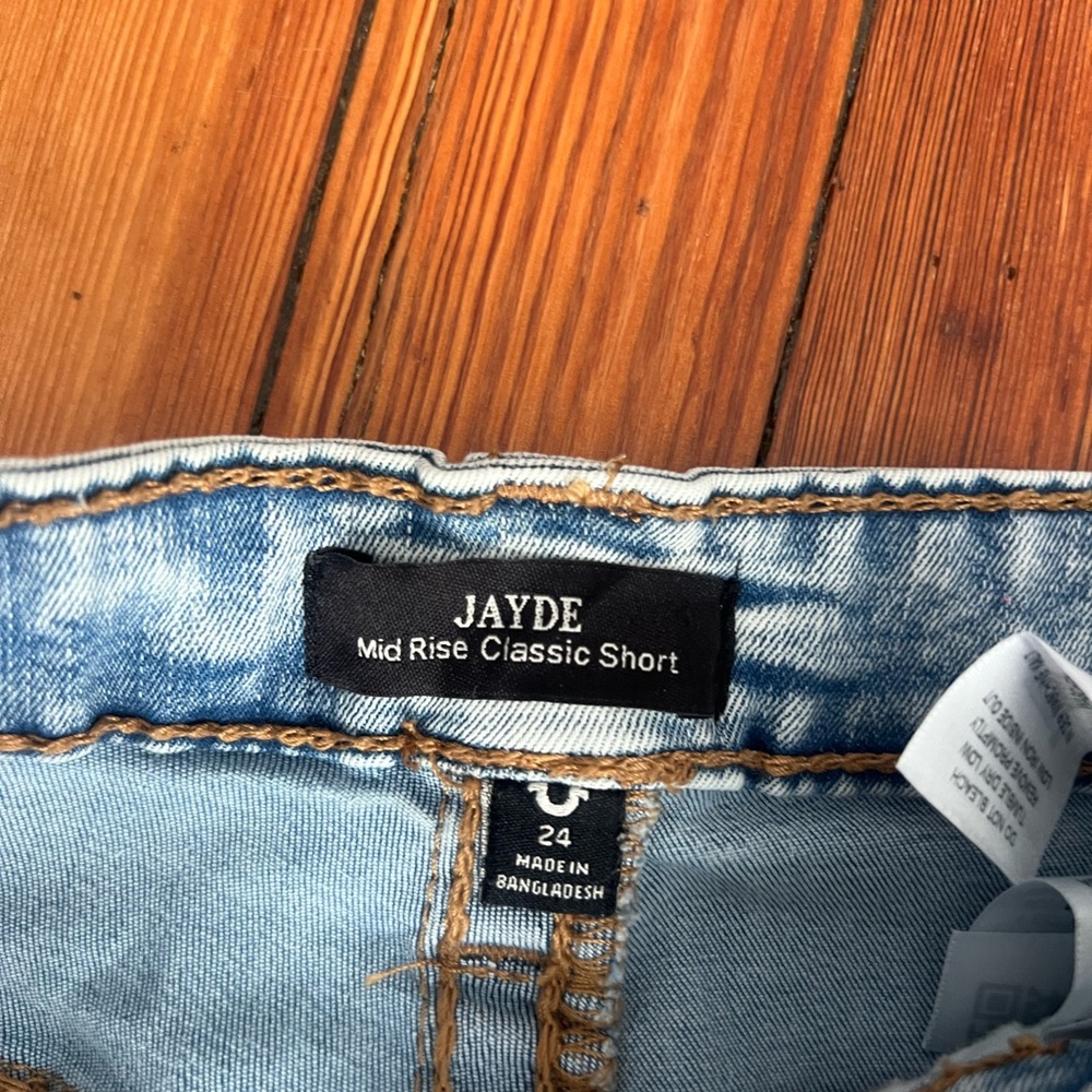 True Religion Women's Light Blue Jean Shorts - Picture 3 of 3